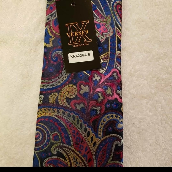 Verse9 - Picture 3 of 3